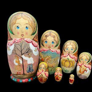 Vtg Russian Matryoshka Nesting Dolls 7 Wooden Hand Painted Signed Each Different
